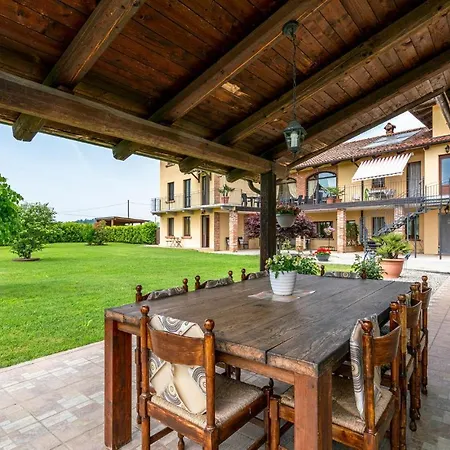 Feriehus 4 Bedroom Lovely In